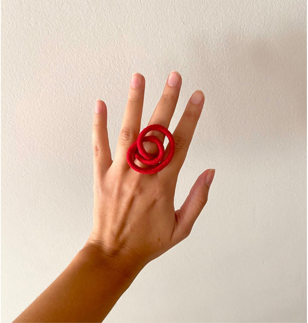 Abstrata Ring