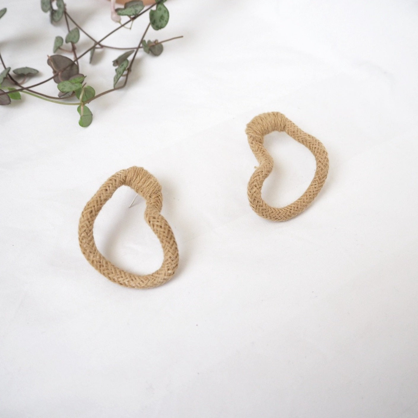 Molde Canela Earrings - Neena Jewellery