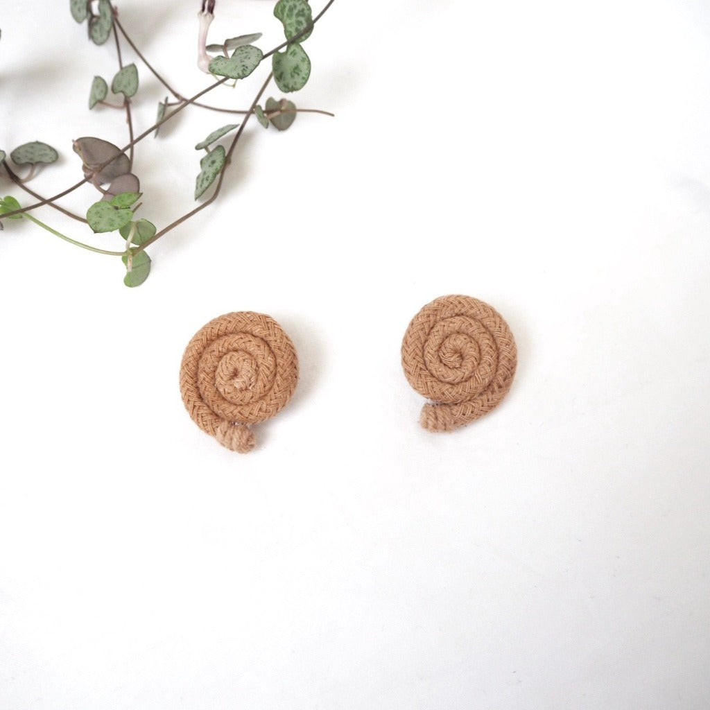 Spirula Earrings Cinnamon - Neena Jewellery 