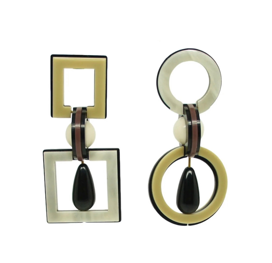 Earring Frames Assimetric Cream - Neena Jewellery 